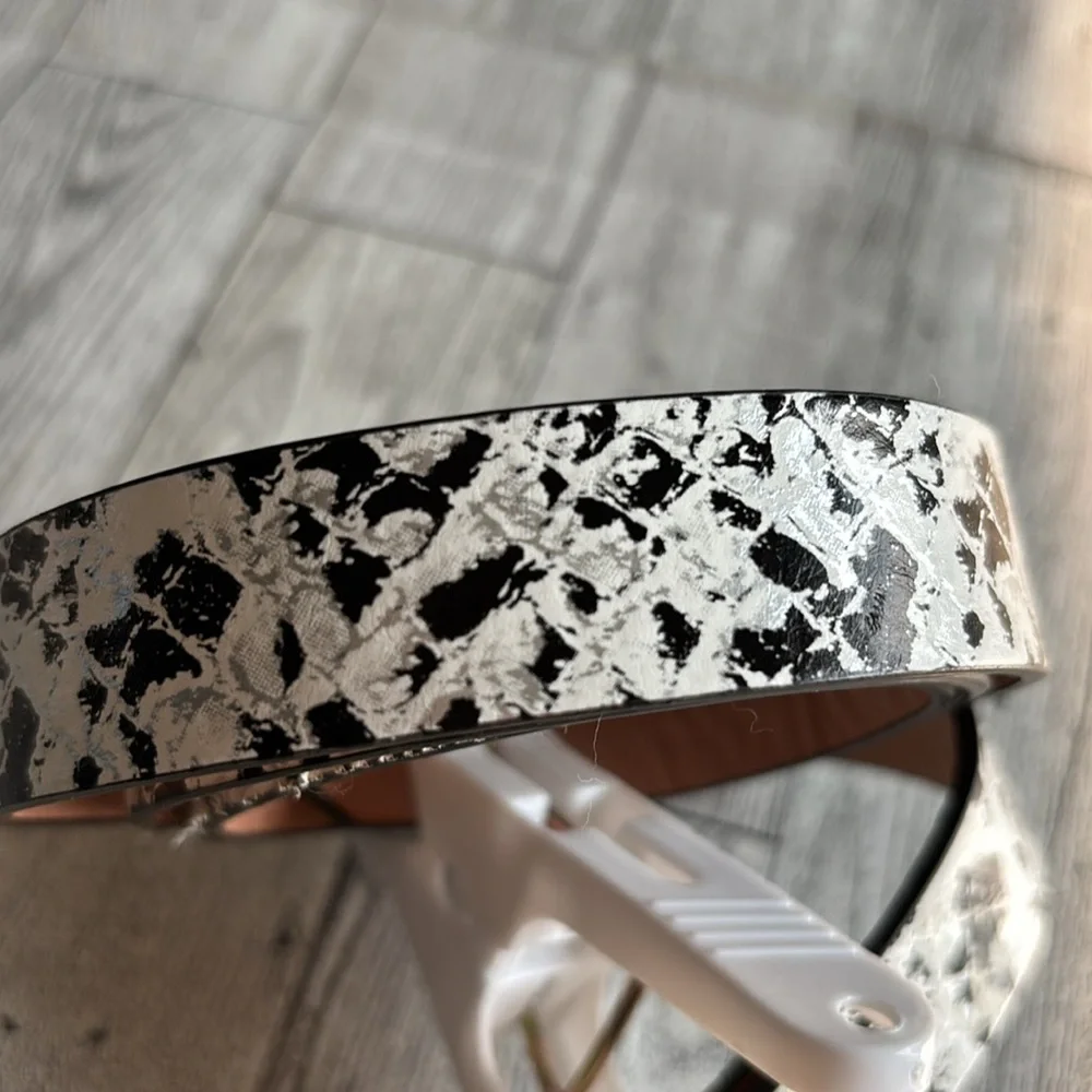 H&M black‎ & gold faux leather Snake Belt size small long